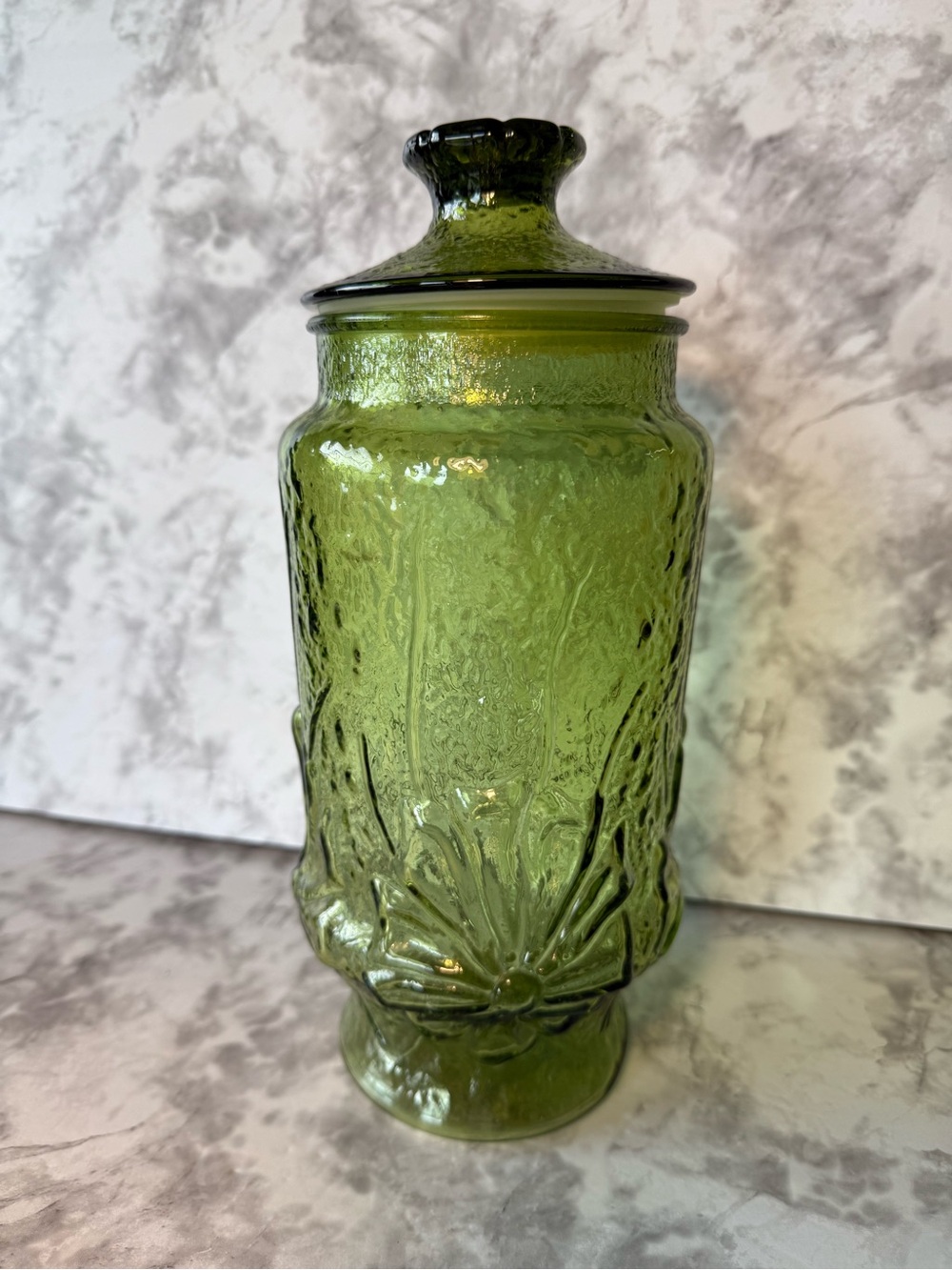 vintage 1970s Anchor Hocking "Rainflower" glass canister in avocado green